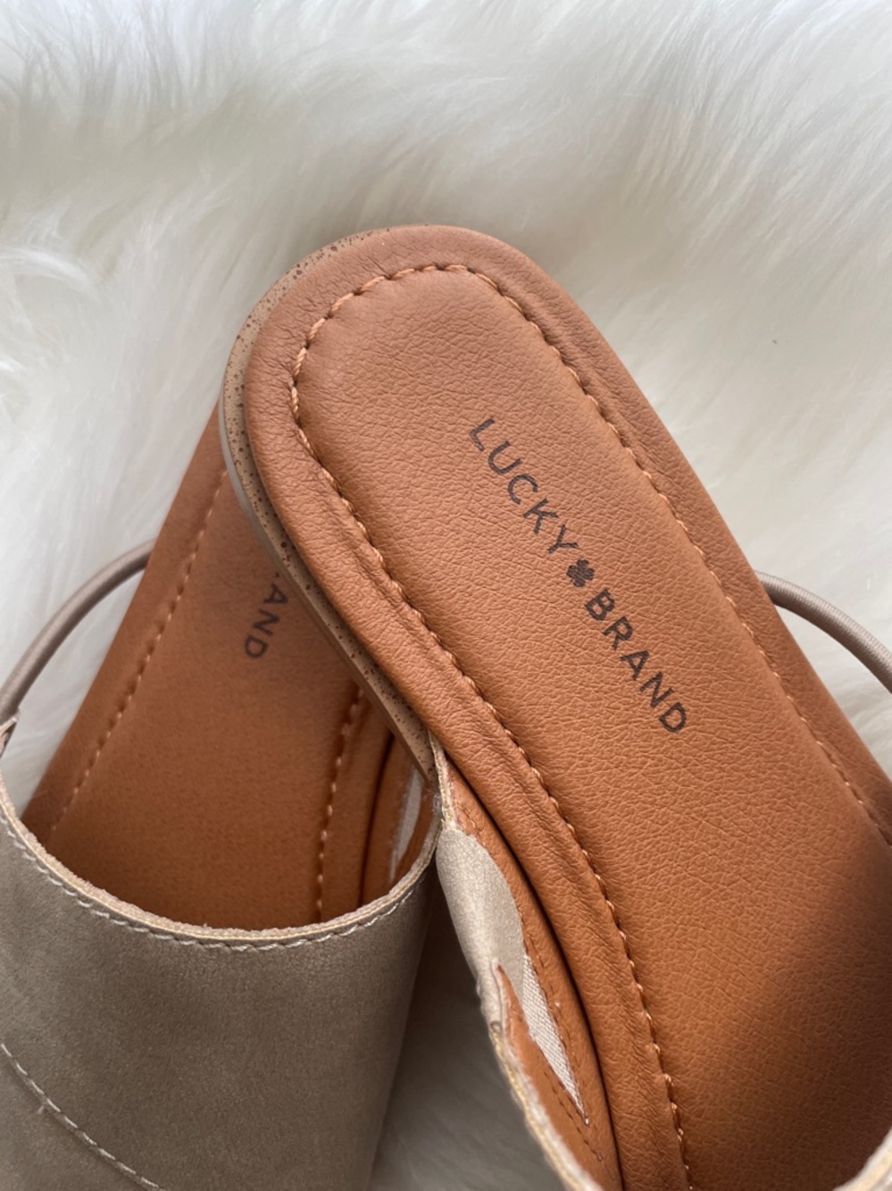 Lucky Brand NWOT Sandals - Picture 3 of 8